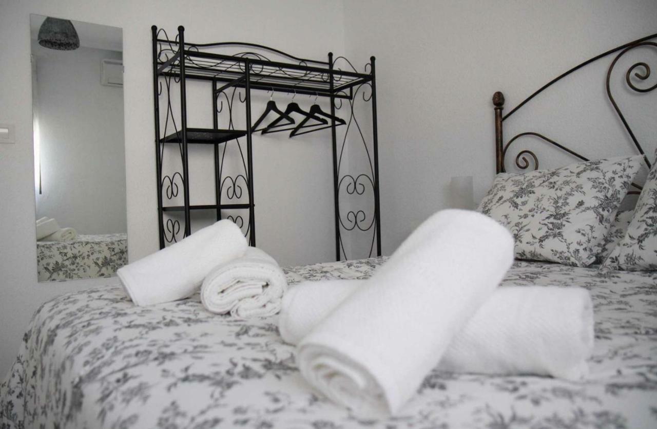 Apartament Patios De San Andres Kordoba Zewnętrze zdjęcie